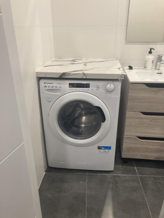 Ensanche1 Apartments Madrid Ngoại thất bức ảnh